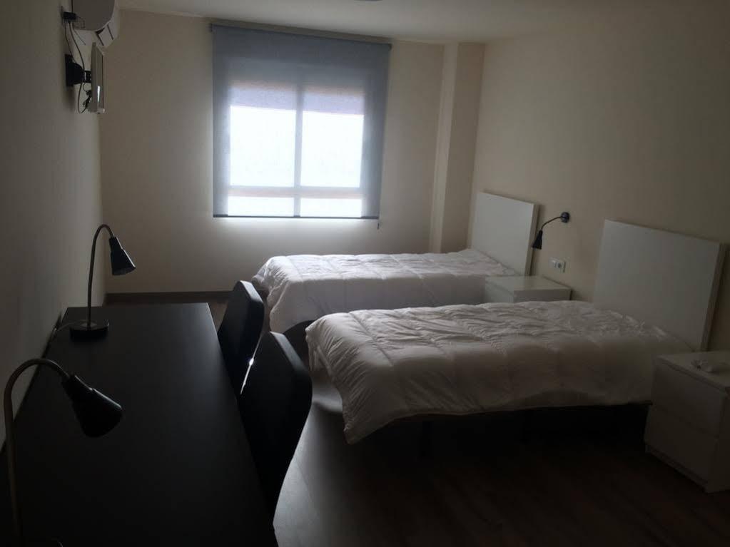Europa House Village San Vicente Raspeig المظهر الخارجي الصورة