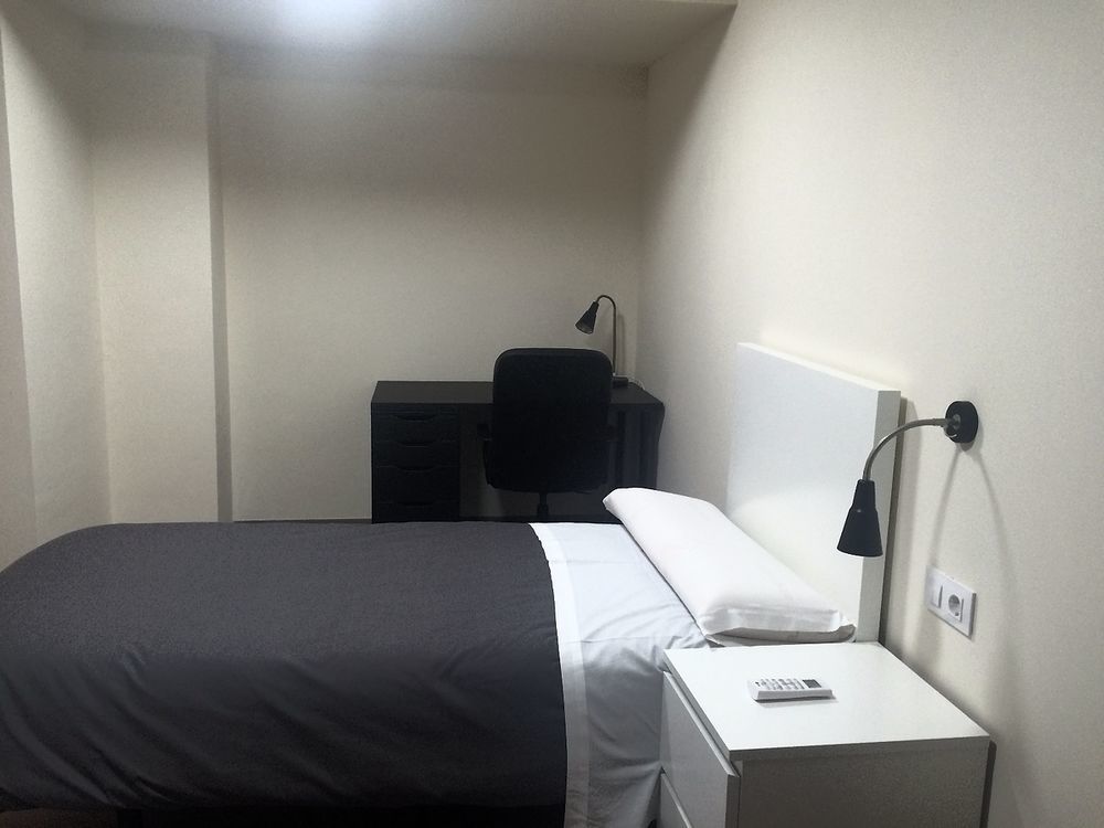 Europa House Village San Vicente Raspeig المظهر الخارجي الصورة